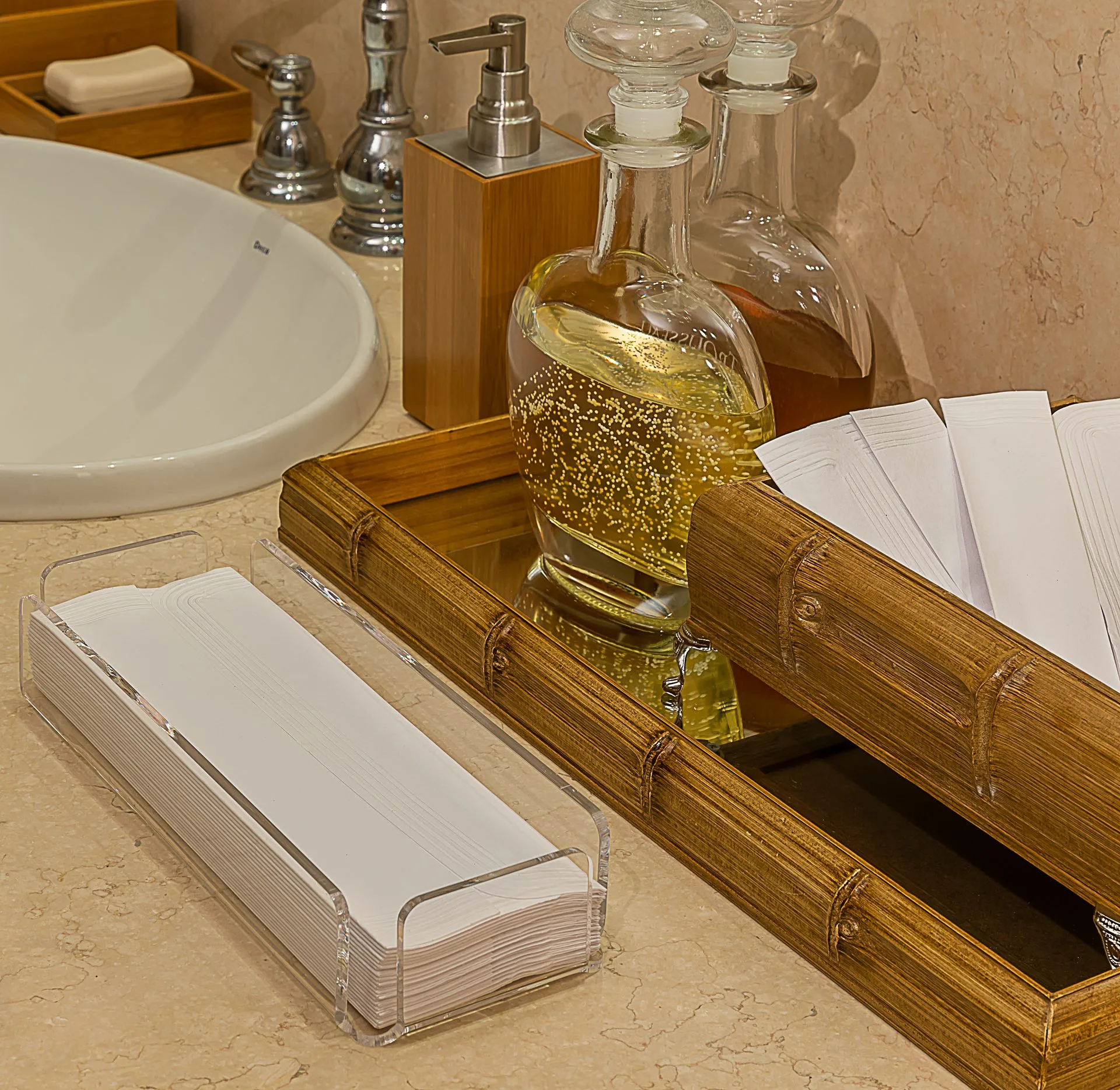 Suporte para Toalha de Lavabo — referência 80P ambientada