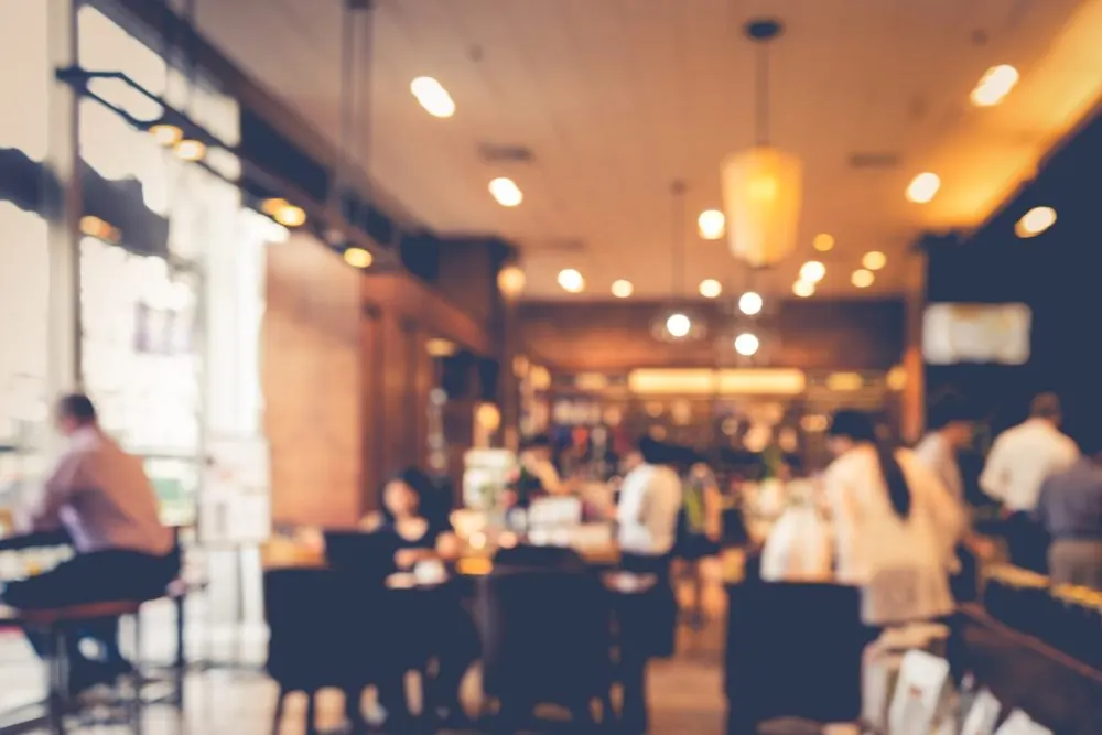 Como atrair clientes para restaurante: guia completo e comprovado