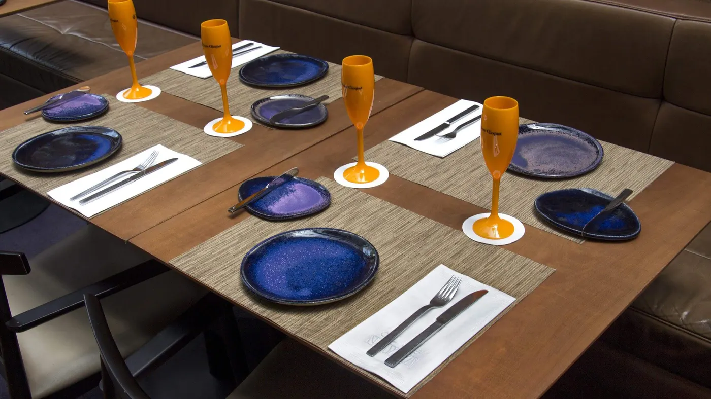 Como montar um restaurante pode não ser a tarefa mais simples do mundo, mas com certeza não é impossível se voc6e estiver cercado de boas fontes de informação!