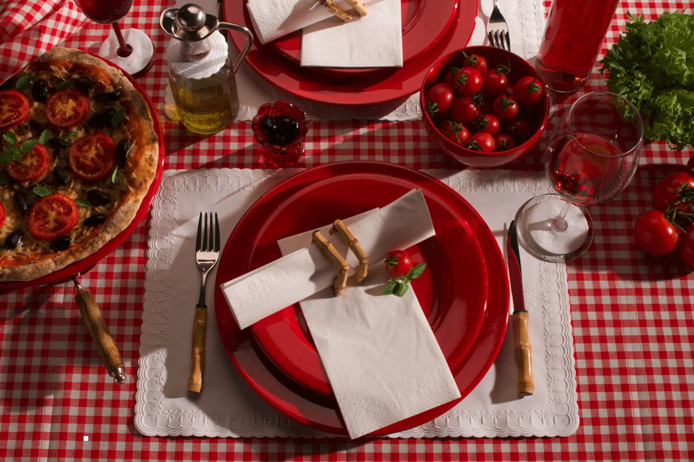 No Brasil, o rodízio mais famoso é o de pizza, mas este estilo de restaurante pode ser pensado para outros cardápios e serem uma verdadeira inovação na sua região!