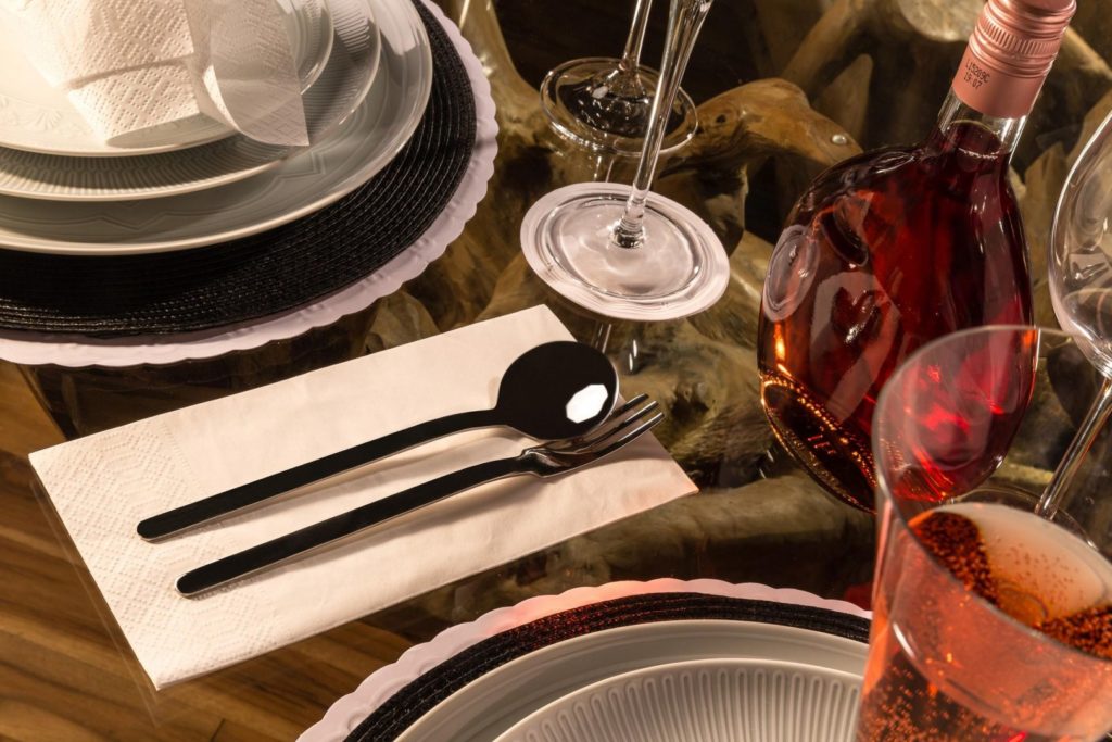 como arrumar uma mesa casamento